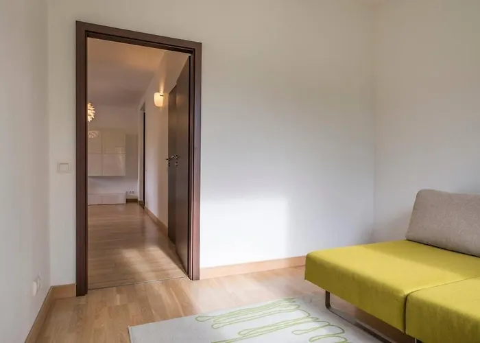 Stunning & Quiet Dzīvoklis *